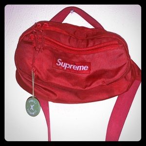 Supreme SS18 Fannypack